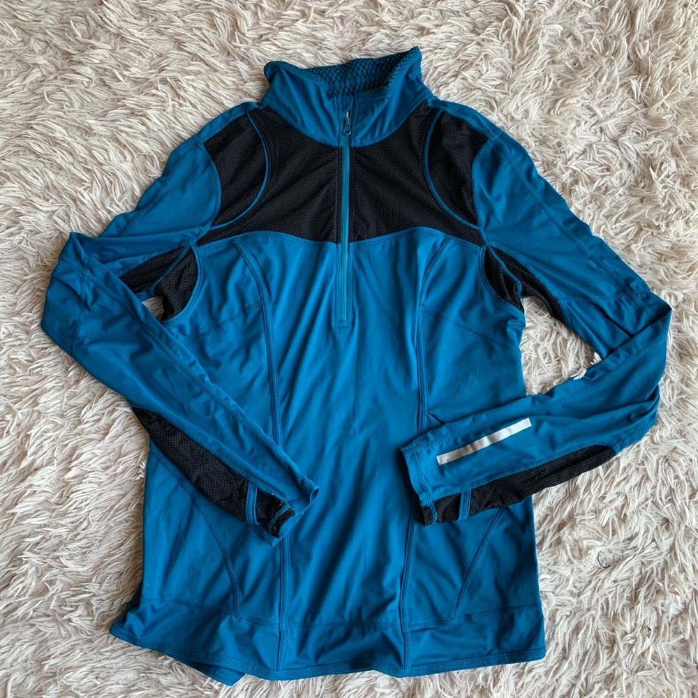 NEW Zella Black/Blue Long Sleeve Active Top